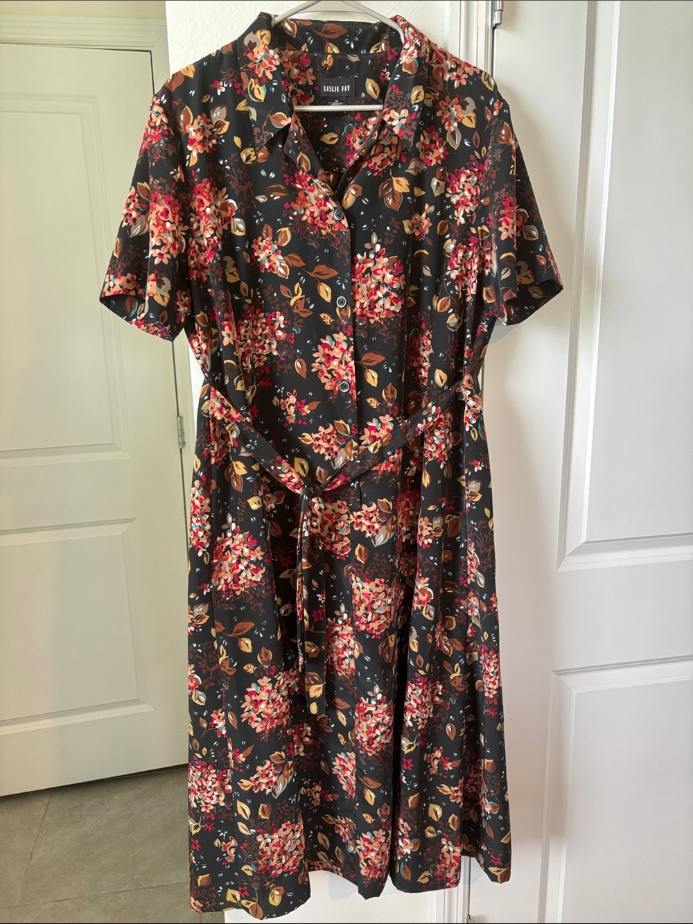 Leslie Fay Black Floral Midi Shirt Dress with Tie Waist